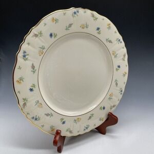 (1) Federal Shape Syracuse China "Suzanne" 10.5" Dinner Plate Floral